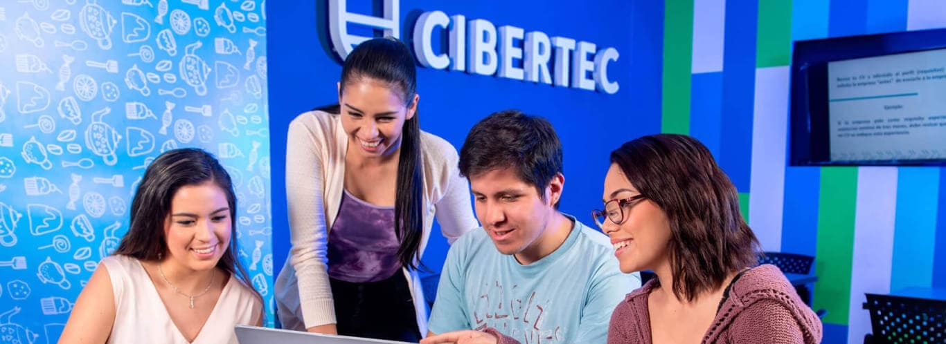 Matricúlate en el curso de traducción e interpretación